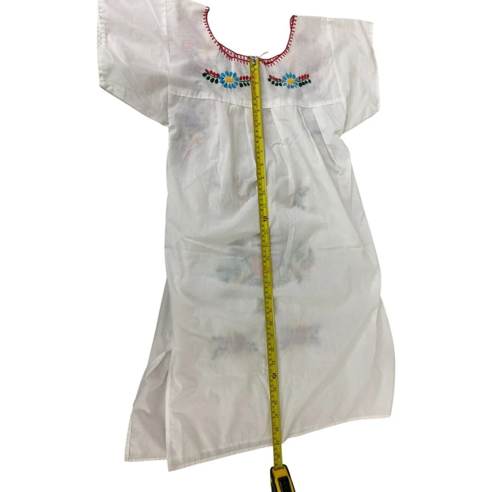 Vtg Girls Mexican Dress Embroidered Floral‎ Pleated Round Neck Short Sleeve Boho